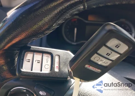 2017 Honda Ridgeline Rtl-T z USA, uszkodzony, nr VIN 5FPYK2F61HB007659